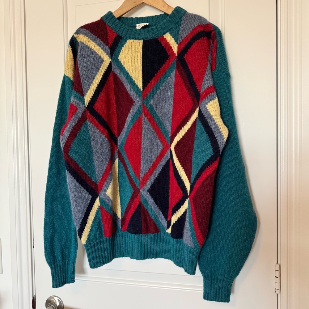 Colourful Geometric Pattern 100% Wool Sweater, Unisex, size Large